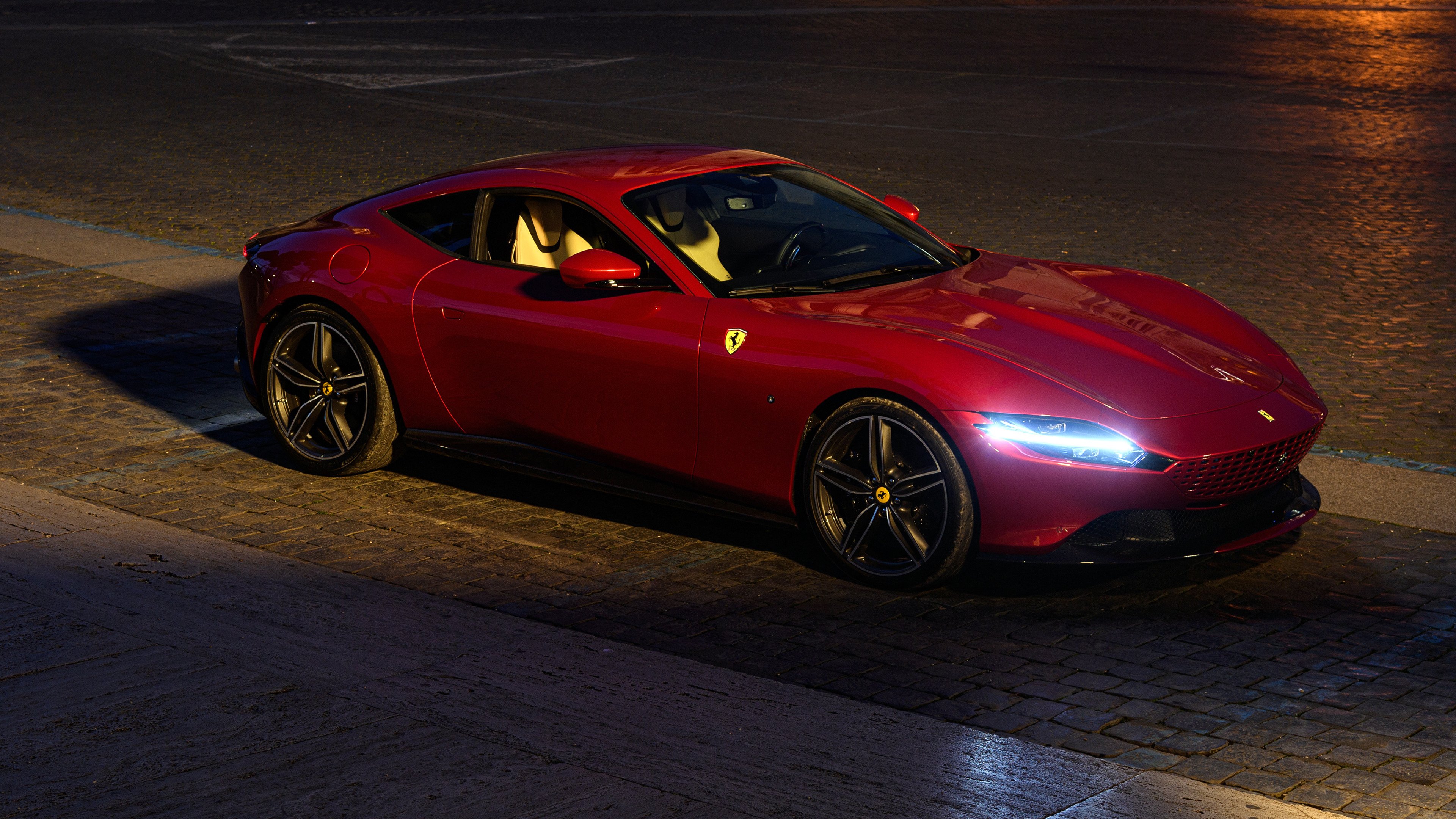 乐鱼体育平台app下载-法甲争冠之路：巴黎圣日耳曼对阵马赛关键对决，巴黎圣日耳曼对战巴塞罗那